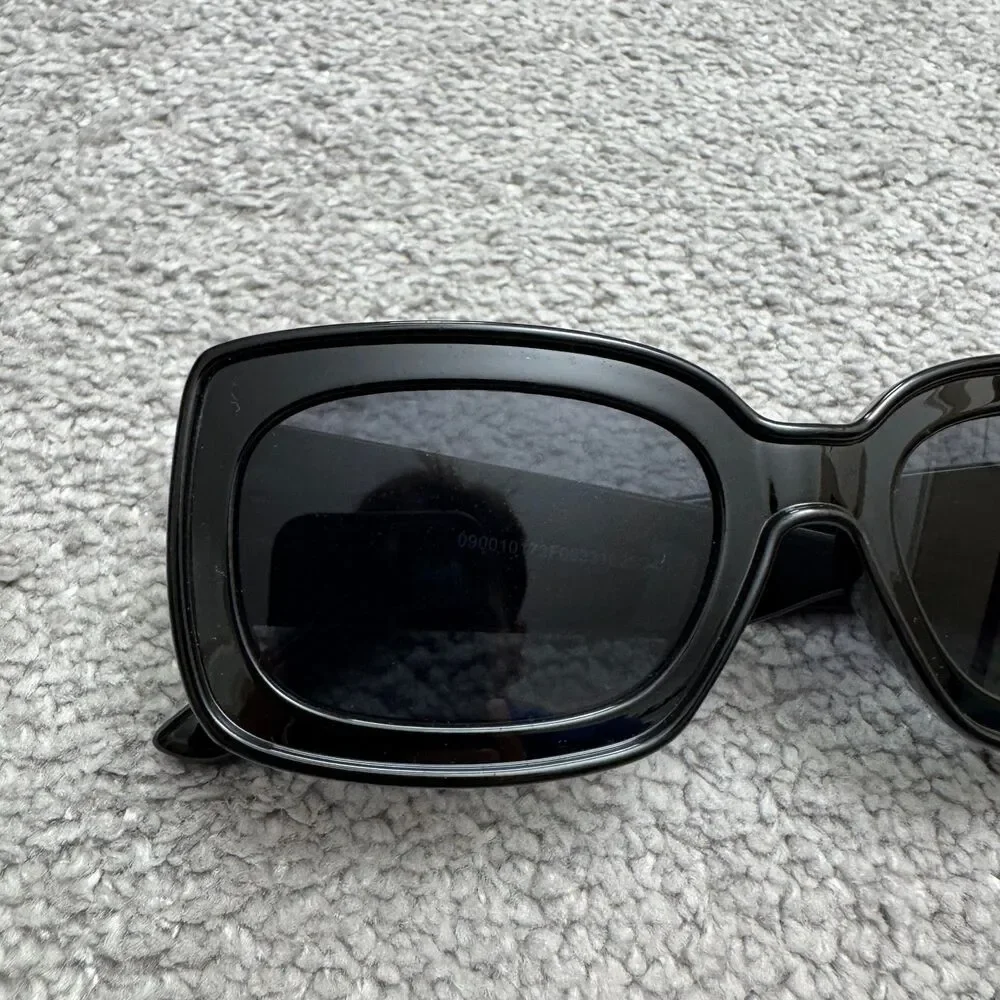 Unbranded overview great